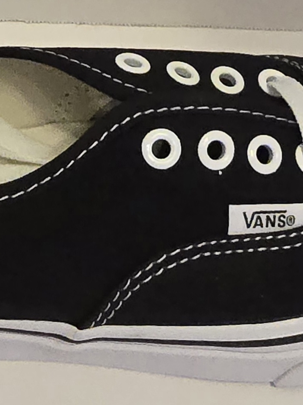 Vans Black Canvas Low-Top Sneakers New Size 5.5 - Picture 7 of 11